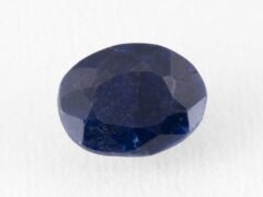 Bangkok blue sapphire neelam 2.85 carat loose stone close-up deep navy blue