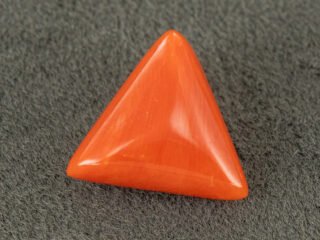 italian red coral moonga 4.28 carat main view triangle cabochon gemstone