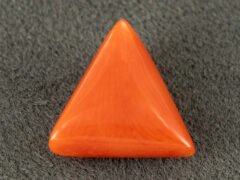 italian red coral moonga 4.32 carat main view triangle cabochon gemstone