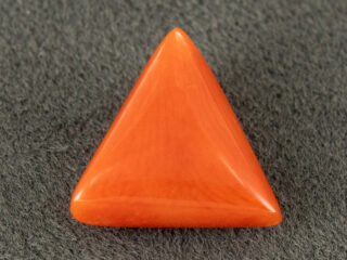 italian red coral moonga 4.32 carat main view triangle cabochon gemstone