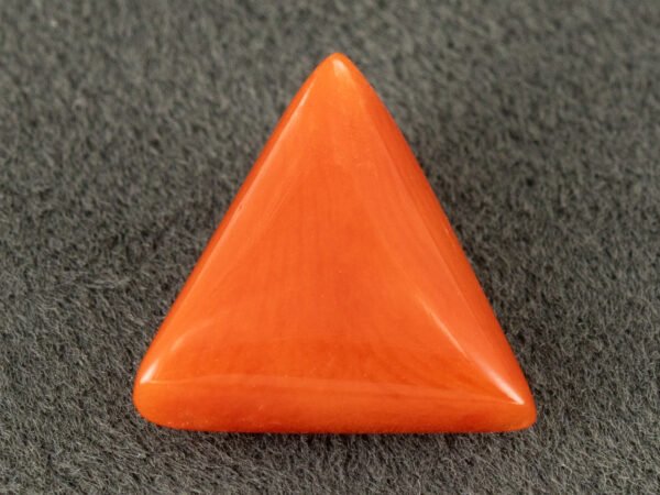 italian red coral moonga 4.32 carat main view triangle cabochon gemstone