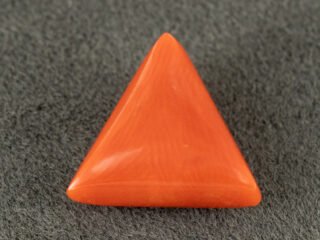 italian red coral moonga 4.33 carat main view triangle cabochon gemstone