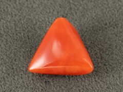 italian red coral moonga 4.33 carat back profile triangle gemstone