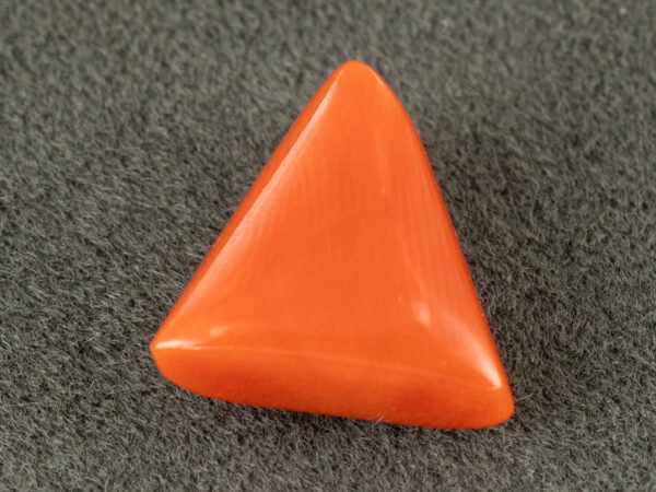 italian red coral moonga 4.38 carat main view triangle cabochon gemstone