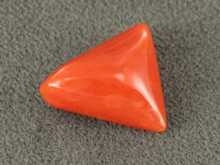 italian red coral moonga 4.39 carat main view triangle cabochon gemstone