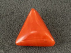 italian red coral moonga 4.41 carat back profile triangle gemstone