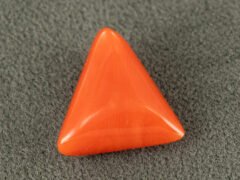 italian red coral moonga 4.44 carat main view triangle cabochon gemstone