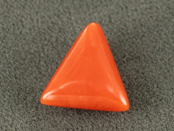 italian red coral moonga 4.44 carat back profile triangle gemstone