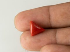 italian red coral moonga 4.50 carat in hand size reference