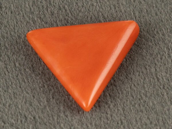 Italian red coral moonga 5.24 carat main view triangle cabochon stone