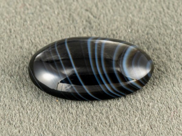 Natural Sulemani Hakik 10.22 Carat Agate Stone main view with natural banding