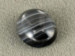 Sulemani Hakik 13.48 Carat side profile showing 7.1 mm domed cabochon