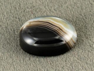 Natural Sulemani Hakik 16.50 Carat Agate Stone main view with natural banding