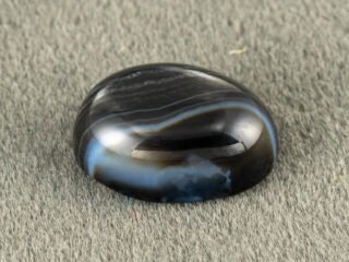 Natural Sulemani Hakik 7.11 Carat Agate Stone main view with natural banding