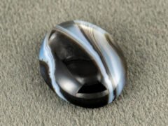 Natural Sulemani Hakik Agate Stone 9.81 Carat side profile