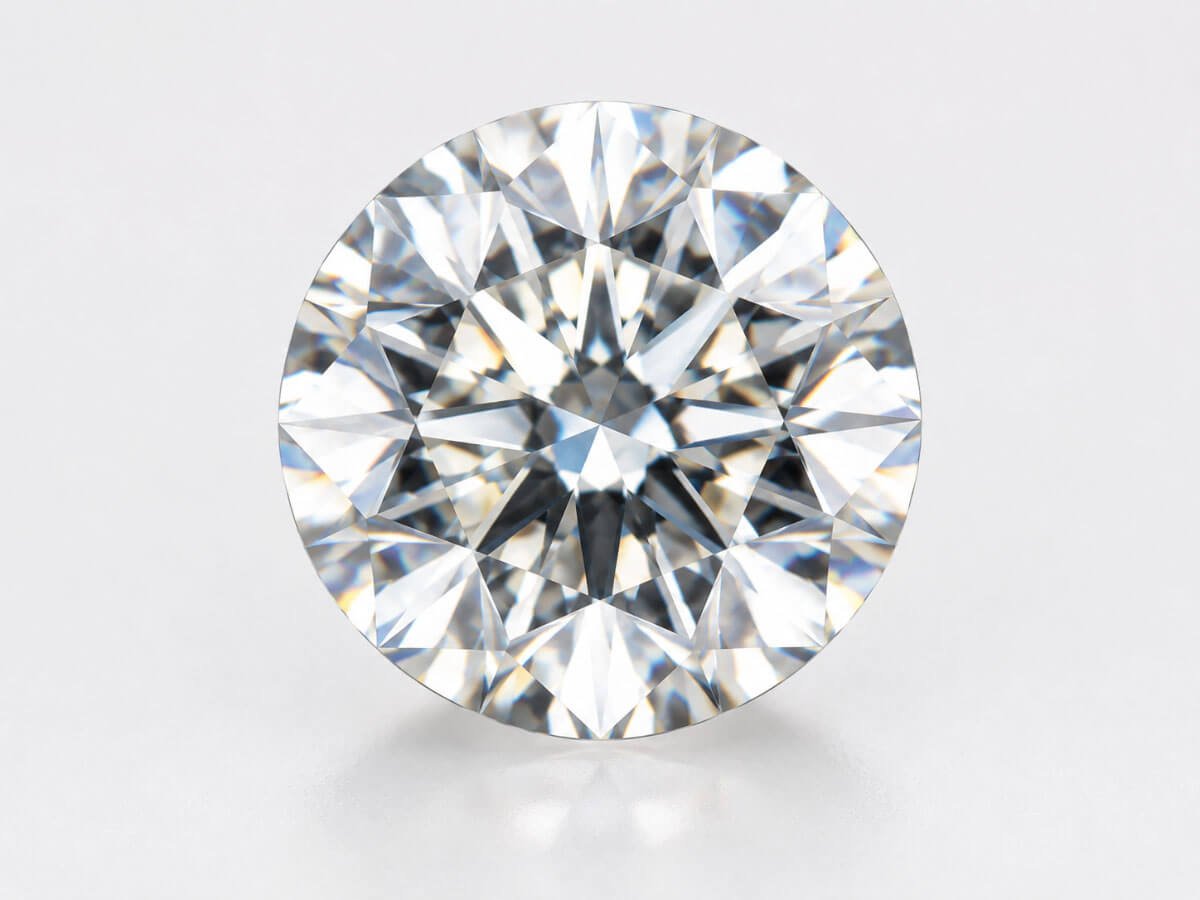 Home 13 Sparkling Moissanite – a brilliant, affordable diamond alternative.
