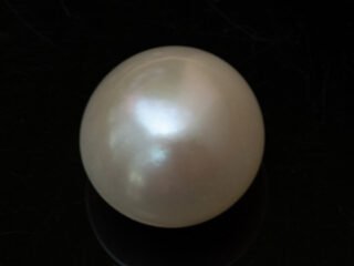Cultured Pearl Moti 10.33 carat top view creamish white round shape