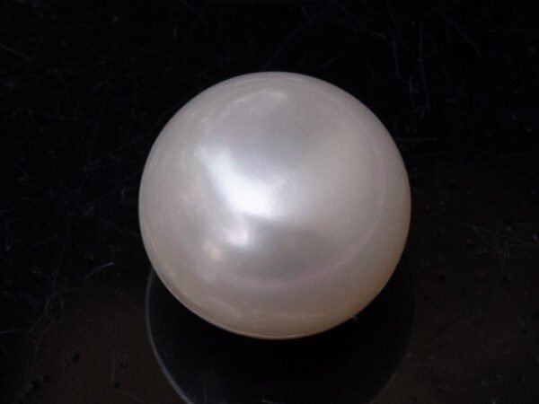 Cultured Pearl Moti 10.43 carat back view rounded surface SKU RG-PEARL-B1-10.43-11.9x9.7