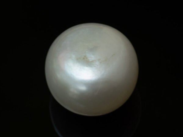 Cultured Pearl Moti 10.46 carat back view rounded surface