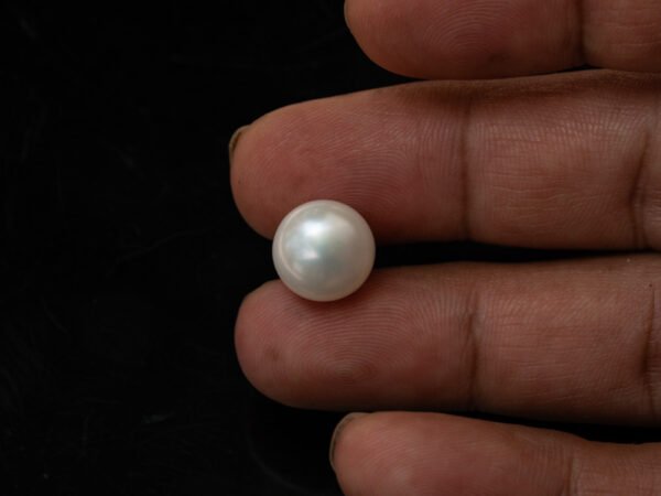 Cultured Pearl Moti 10.99 carat in-hand actual size