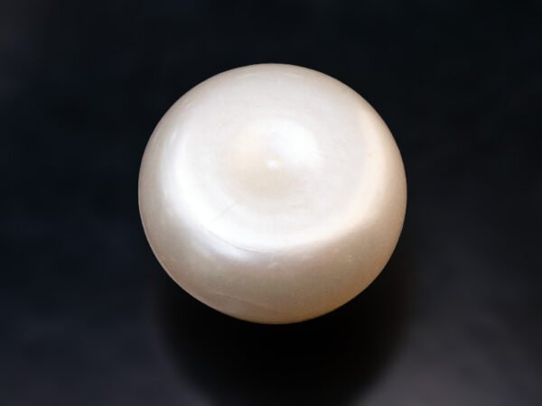 Cultured Pearl Moti 4.60 carat back view rounded shape