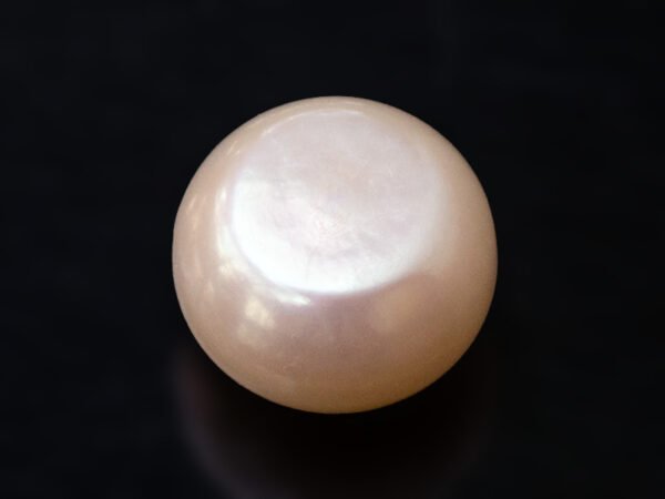 Cultured Pearl Moti 4.80 carat back view rounded shape