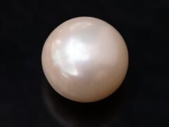 Cultured Pearl Moti 5.63 carat top view creamish white round shape