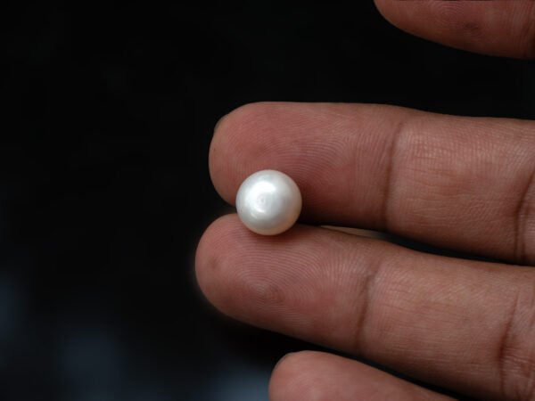 Cultured Pearl Moti 5.86 carat in hand actual size