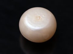 Cultured Pearl Moti 5.86 carat back view rounded shape