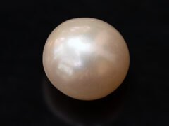 Cultured Pearl Moti 5.86 carat top view creamish white round shape