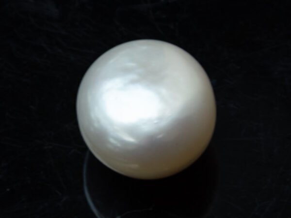 Cultured Pearl Moti 8.50 carat back view rounded shape