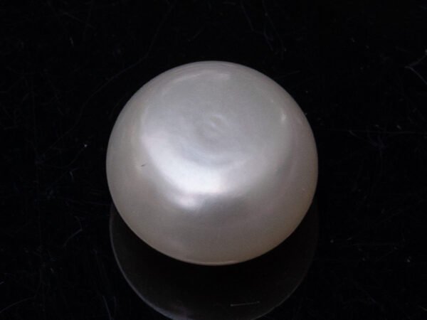 Cultured Pearl Moti 8.56 carat back view rounded surface SKU RG-PEARL-B1-8.56-12x8-2