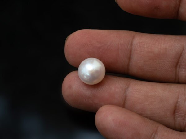 Cultured Pearl Moti 8.85 carat in hand actual size