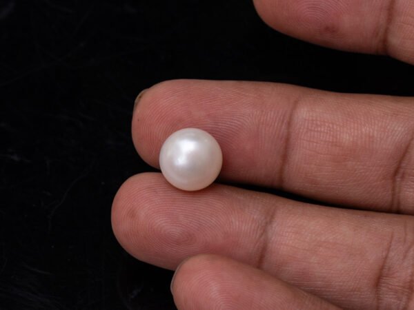 Cultured Pearl Moti 8.96 carat in-hand actual size SKU RG-PEARL-B1-8.96-11.5x8.9