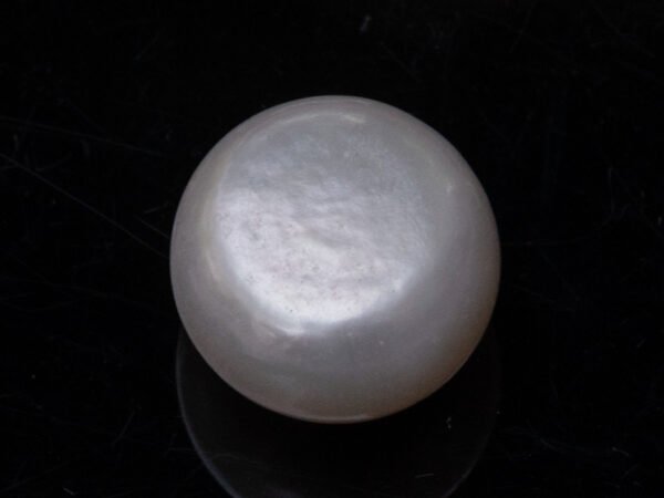 Cultured Pearl Moti 9.28 carat back view rounded surface SKU RG-PEARL-B1-9.28-11.8x8.4