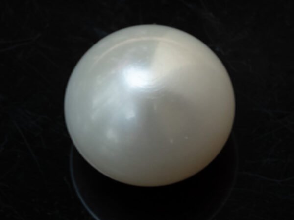 Cultured Pearl Moti 9.62 carat back view rounded shape