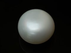 Cultured Pearl Moti 9.65 carat back view rounded surface