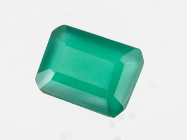 certified-natural-green-onyx-stone-2-91-carat-3-20-ratti-21-side-view