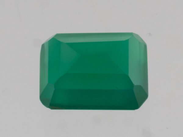 Green Onyx Stone 3.32 carat top view octagon cut Onex Ratna