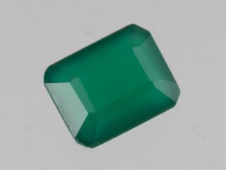 Green Onyx Stone Onex 3.32 carat actual size octagon cut