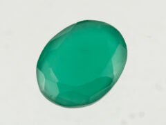 certified-natural-green-onyx-stone-3-71-carat-4-08-ratti-41-side-view