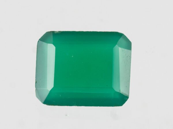 certified-natural-green-onyx-stone-3-75-carat-4-12-ratti-22-top-view