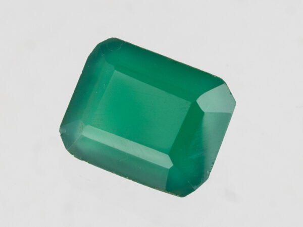 certified-natural-green-onyx-stone-3-82-carat-4-20-ratti-39-side-view
