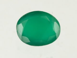 Onyx Stone (Onex Ratna) 4.16 Carat (4.57 Ratti) Oval Cut