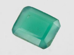 certified-natural-green-onyx-stone-4-35-carat-4-78-ratti-23-side-view