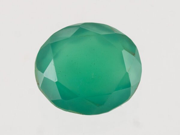 certified-natural-green-onyx-stone-4-55-carat-5-00-ratti-24-top-view