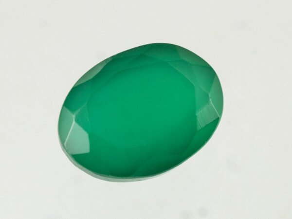 certified-natural-green-onyx-stone-4-67-carat-5-13-ratti-53-side-view