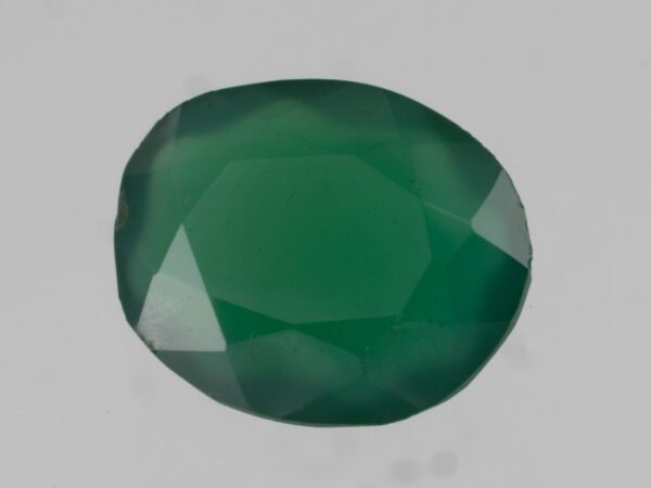 Green Onyx Stone Onex 4.8 carat actual size oval cut