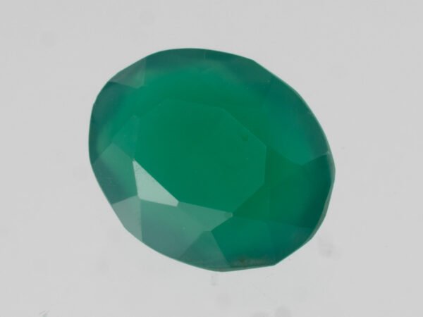 Green Onyx Stone 5 carat back view polished oval gemstone