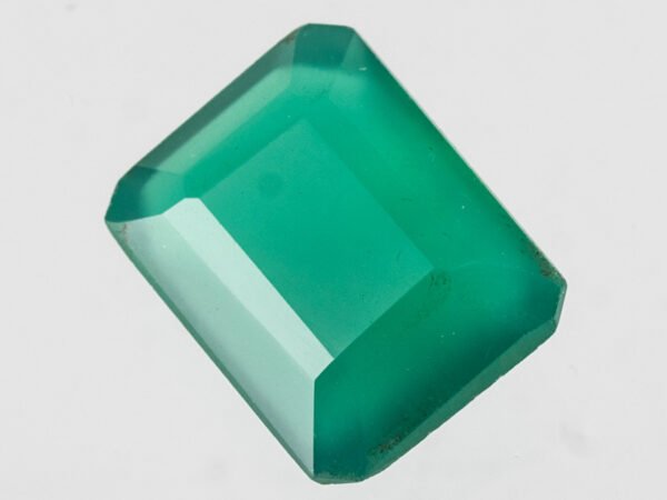 certified-natural-green-onyx-stone-5-02-carat-5-52-ratti-29-side-view